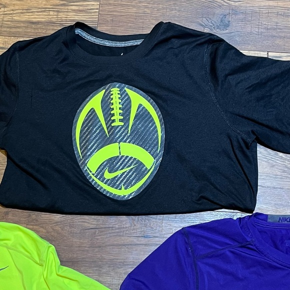 Nike Dri Fit Tshirt Size Small Bundle of 3 - Picture 13 of 14